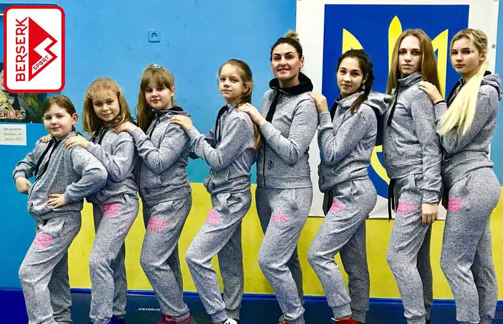Киевская женская сборная по борьбе в новых костюмах от ТМ Berserk Sport 