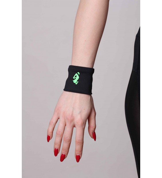 Berserk Active Black / Green Wristband
